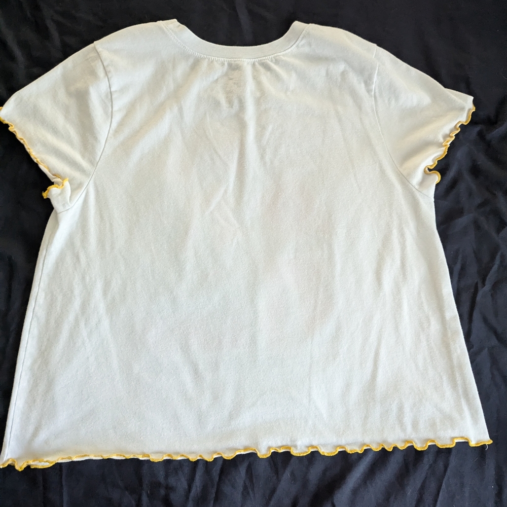 Monet Tournesols Cropped Tee - Picture 2 of 8